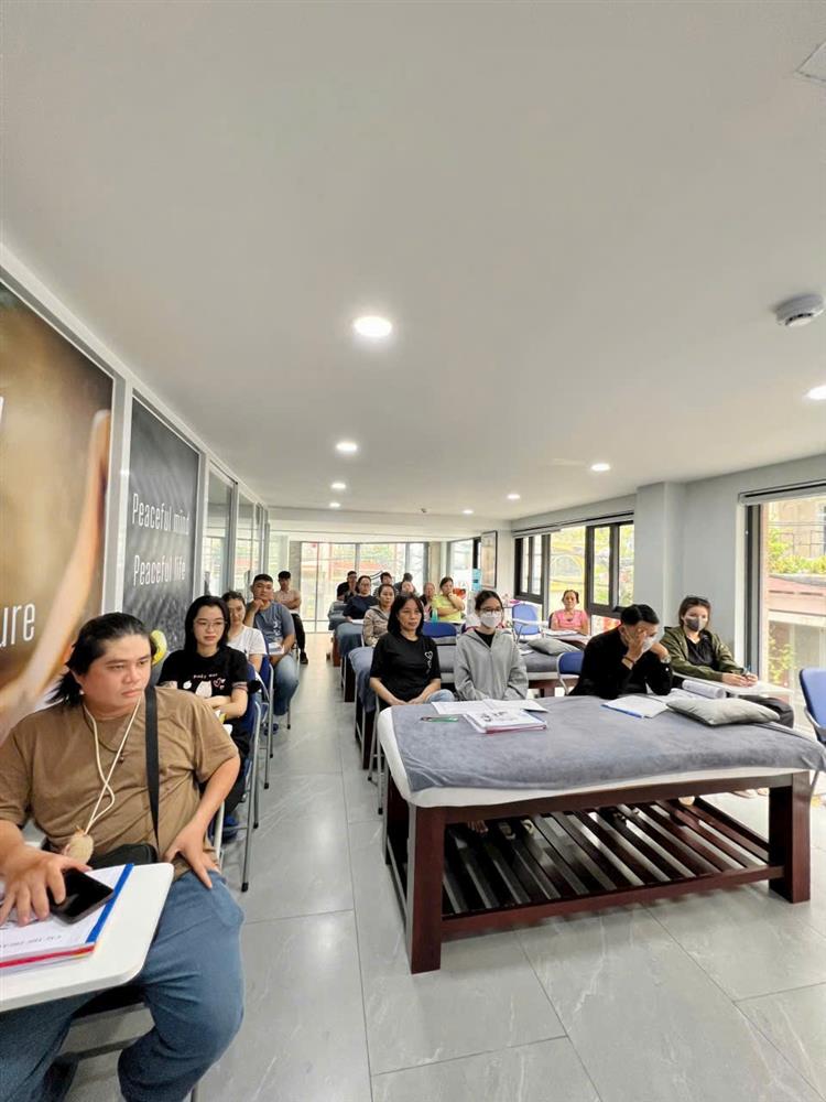VIỆN HÀN LÂM Y HỌC